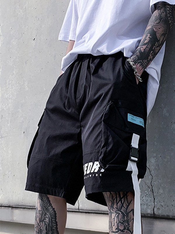 Men’s Buckle Pocket Loose Cargo Shorts