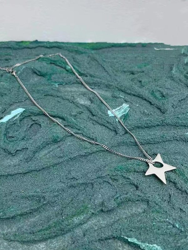 Irregular Hollow Out Star Charm Necklace