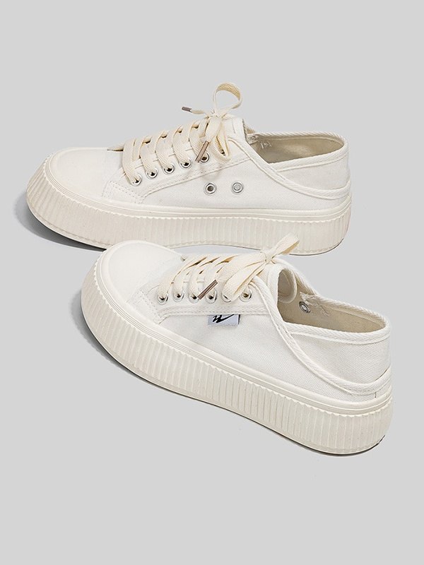 Versatile Breathable Sneaker