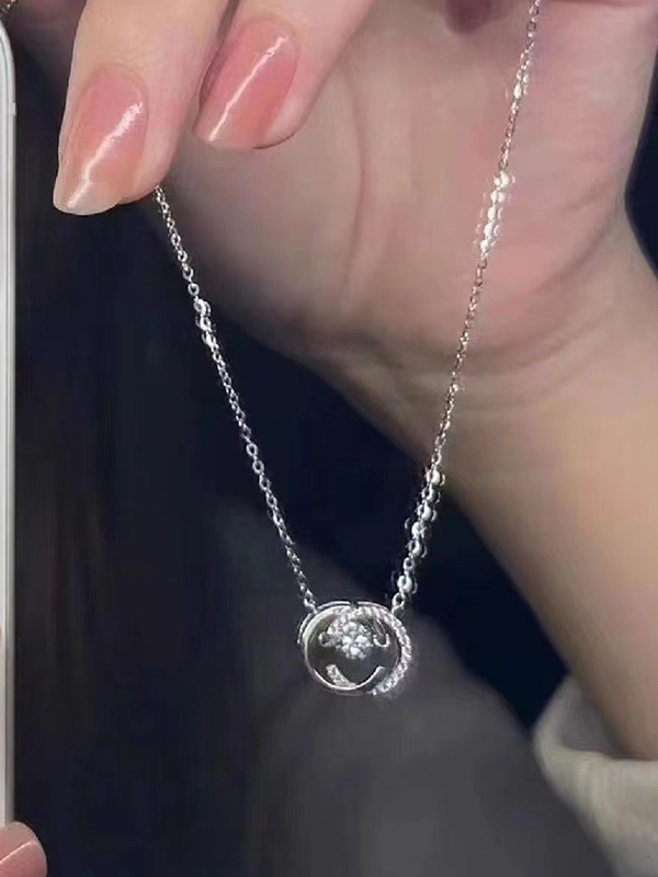 Glittering Beating Heart Necklace